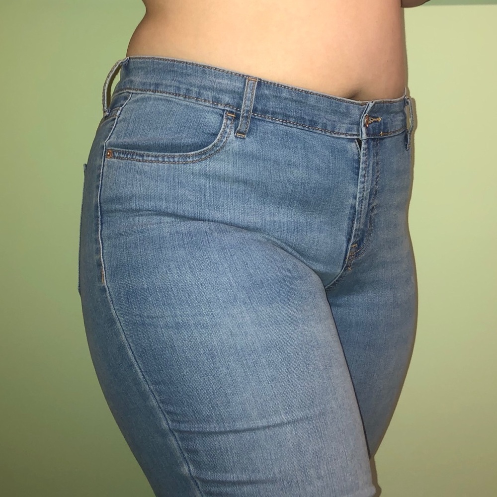 🆕Old Navy Super Skinny Jeans Mid-Rise - Picture 3 of 8